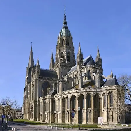 مكان تخييم Du Creulet Crouay