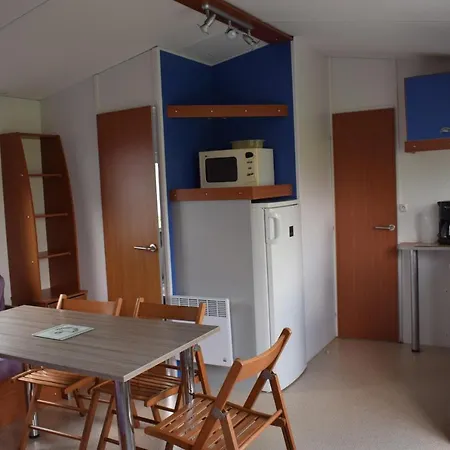 مكان تخييم Du Creulet Crouay