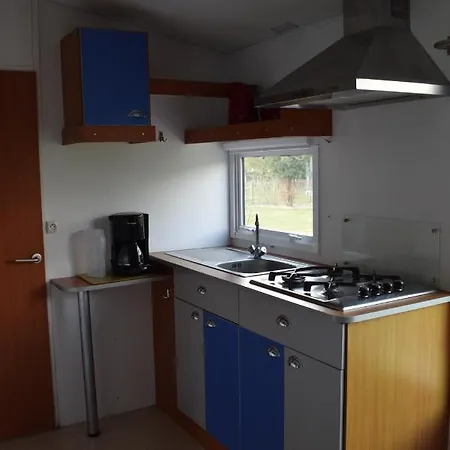 مكان تخييم Du Creulet Crouay